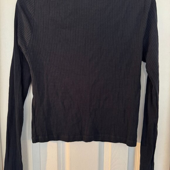 EUC TopShop V-Neck Ribbed Cropper T-shirt, Black, Size 10 Tall - Picture 10 of 15